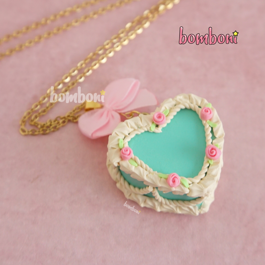Collar Pastel Corazón Menta marfil