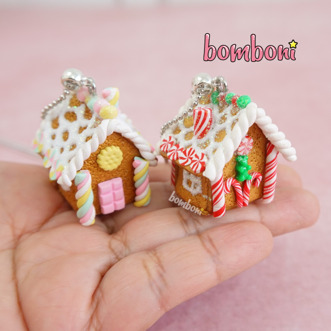 Collar Casita de Jengibre colores navideños