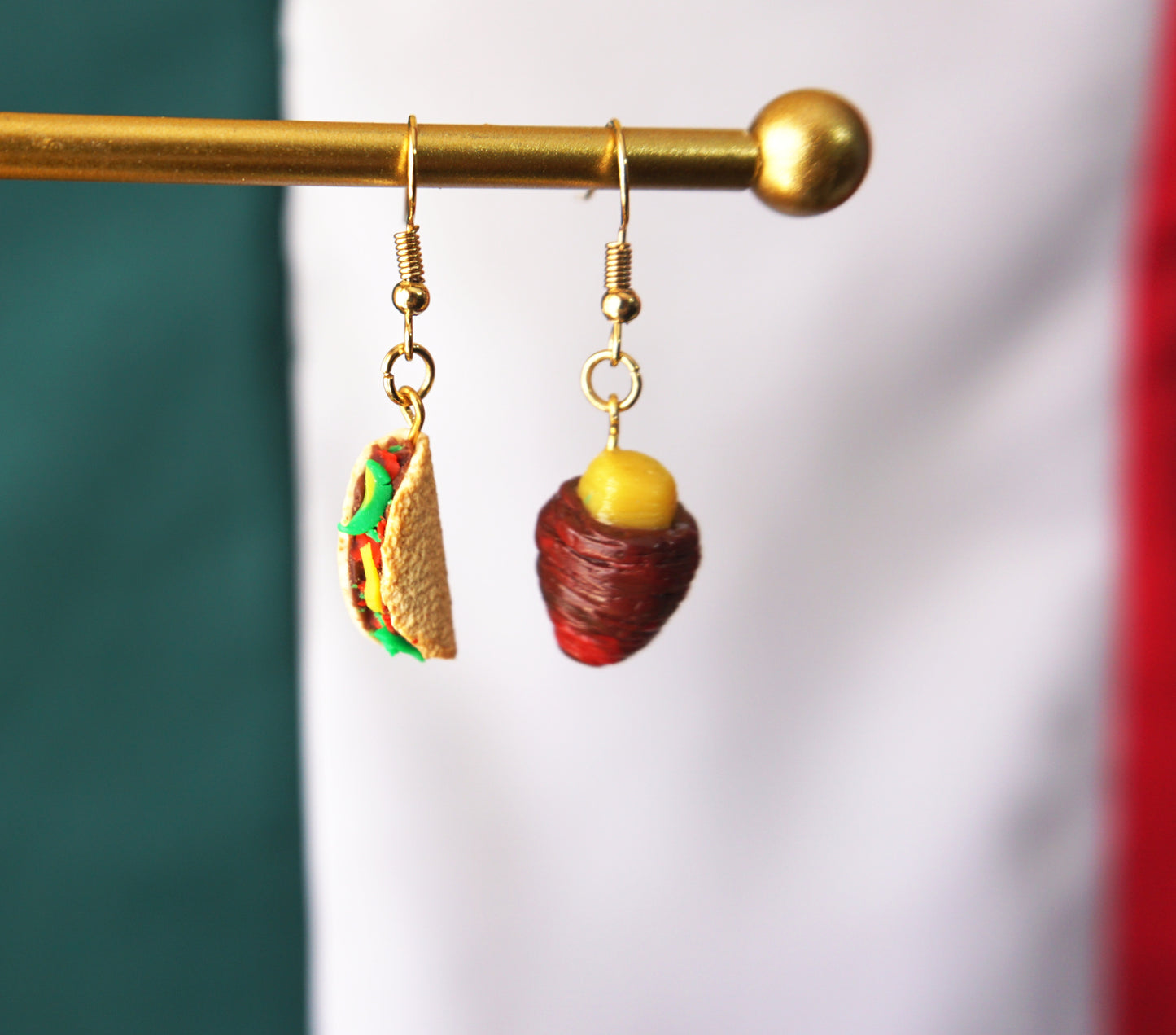 Aretes taquito de pastor y trompo ganchito