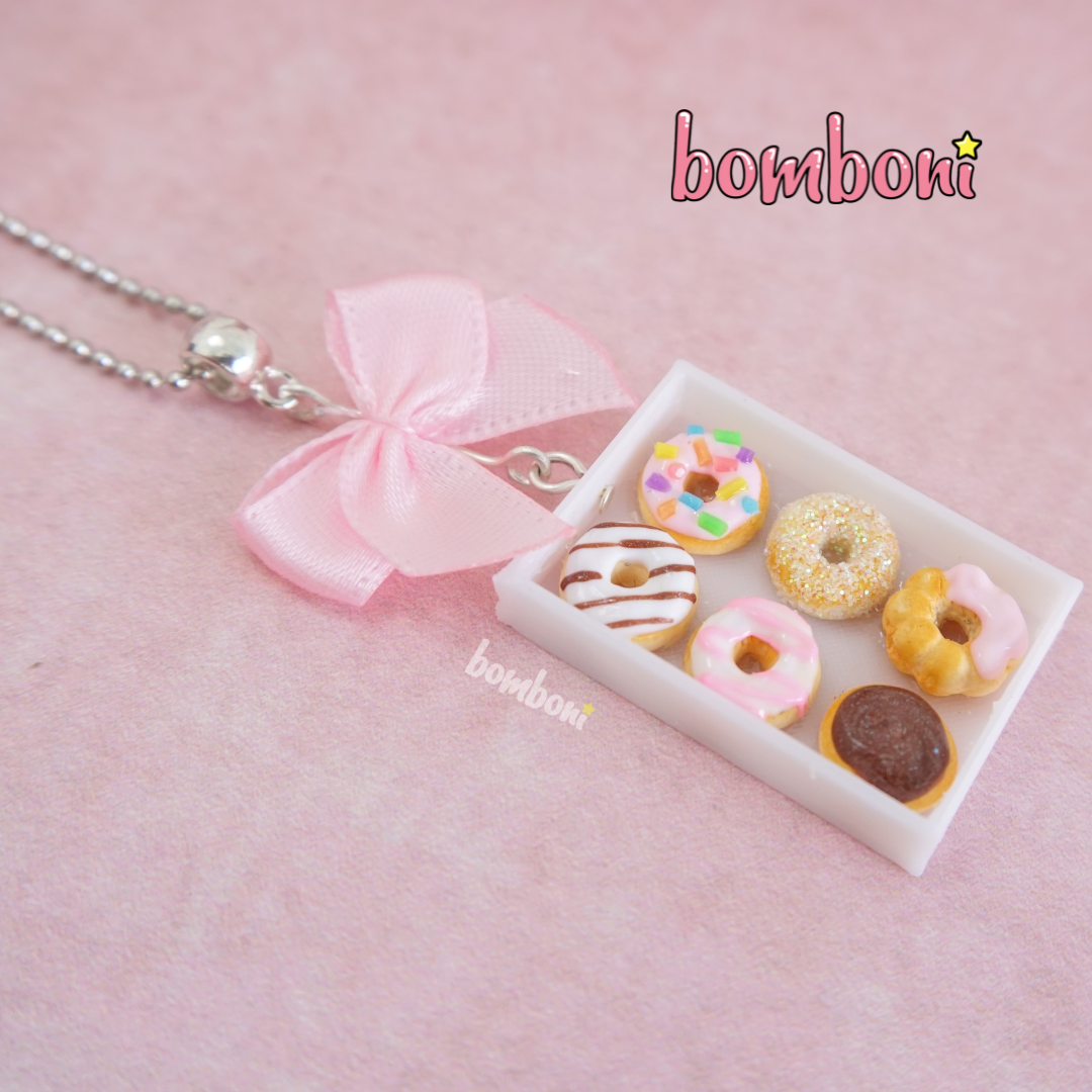 Collar caja de donas