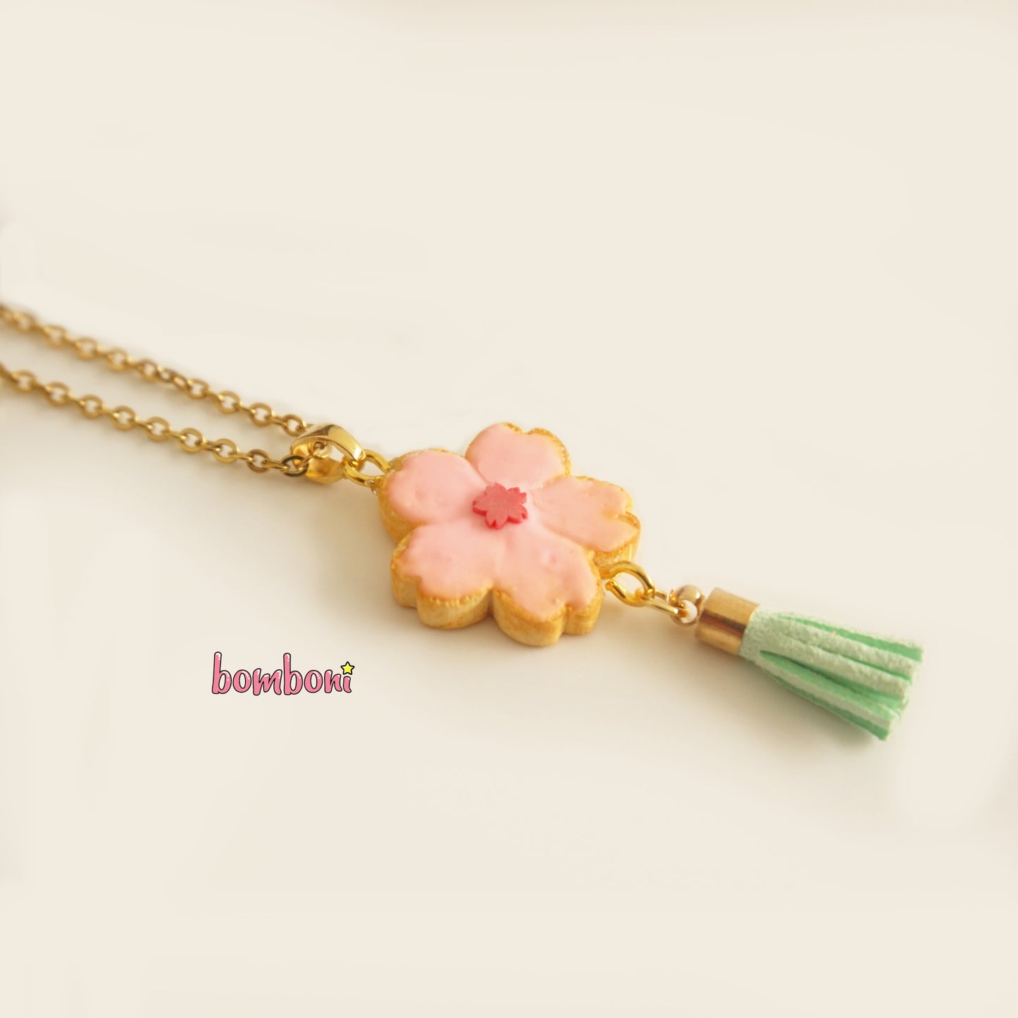 Collar galleta de cerezo