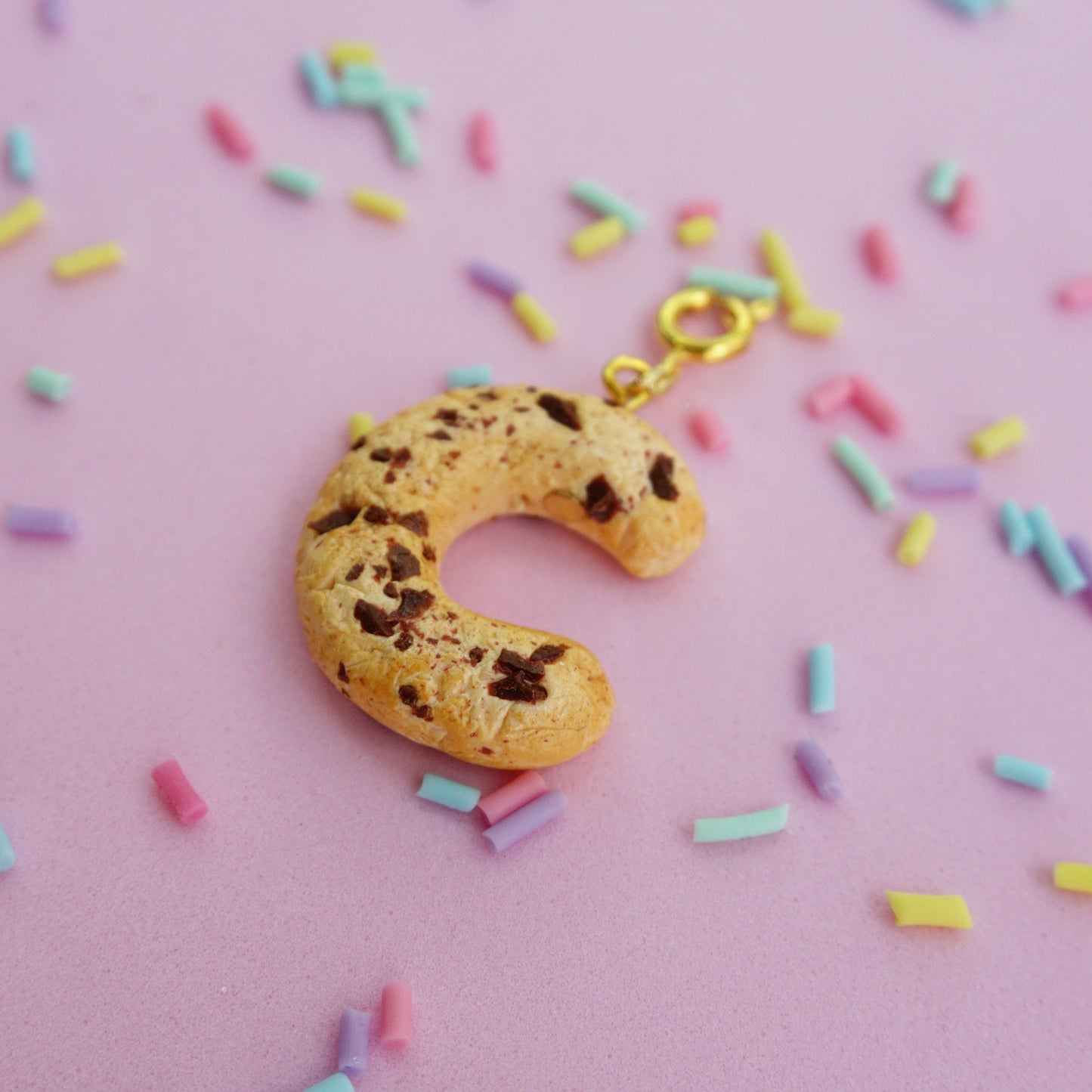 Collar inicial de galleta